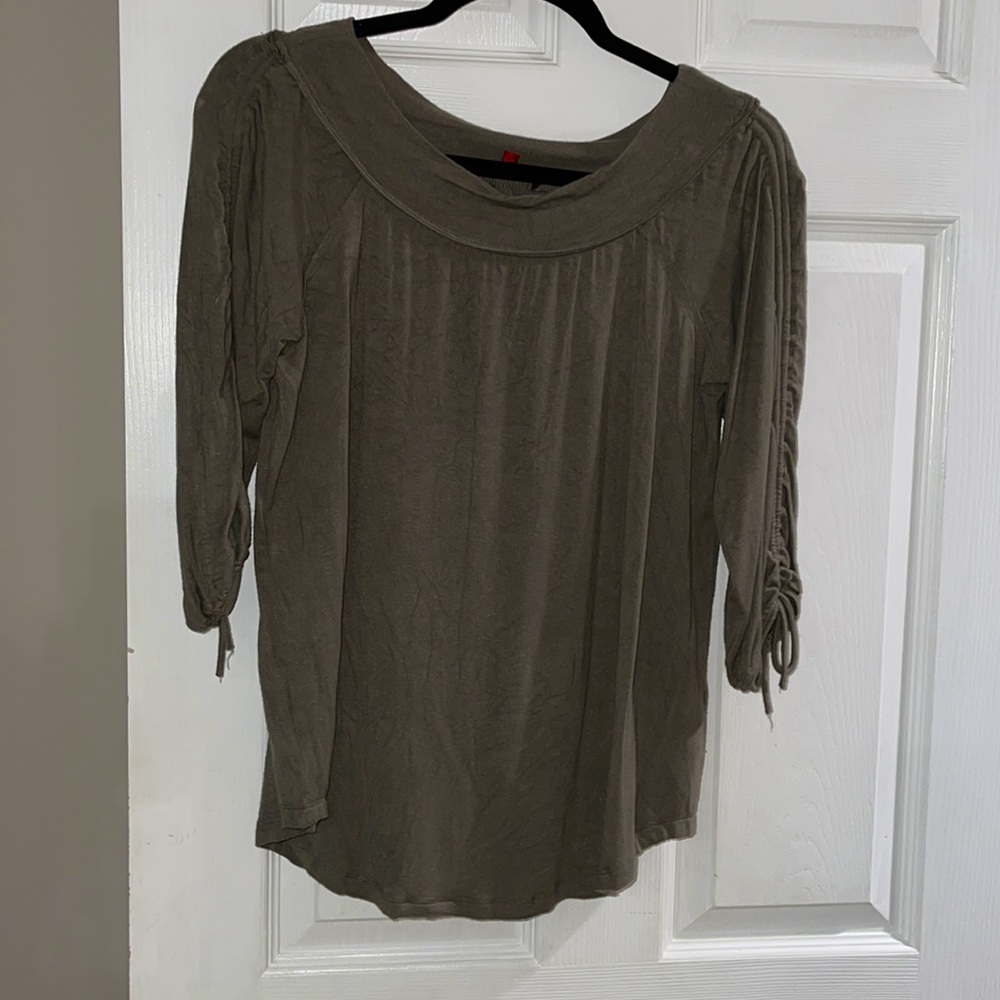 Red Bke (buckle) shirt